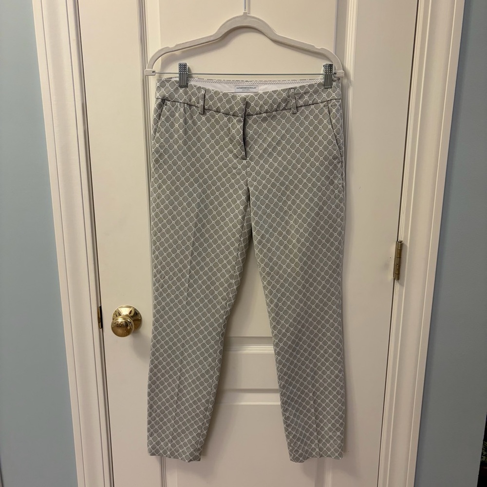 Katherine Barclay Geometric Gray Ankle Pants Size 6